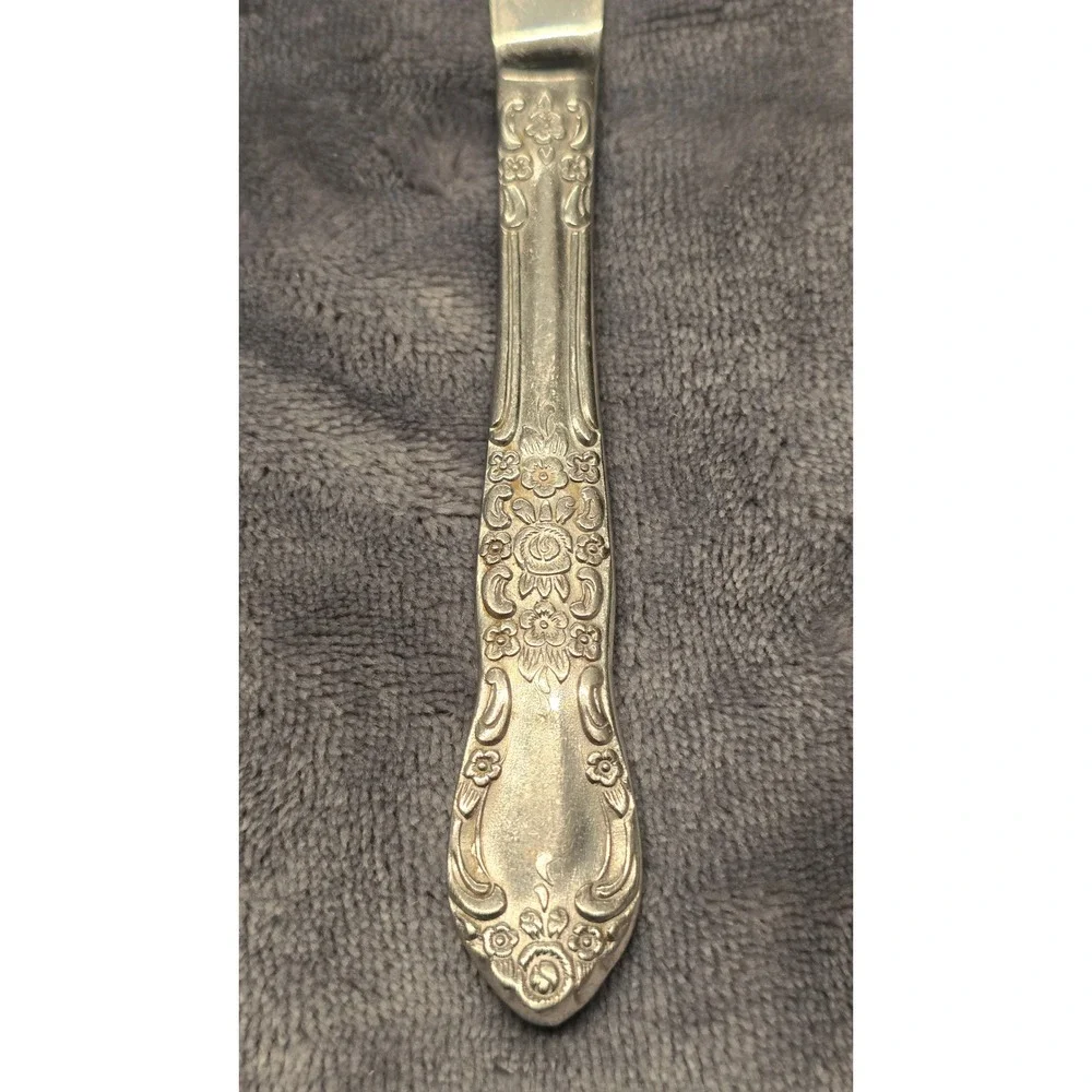Vintage Stainless Steel Oneida Carolina Pattern Dinner Knife Korea Flatware